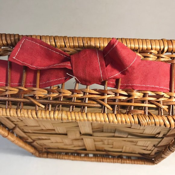 Vintage Christmas Birdhouse Napkin Bread Basket Red Ribbon Bow Holly Birds Nest - Picture 9 of 16